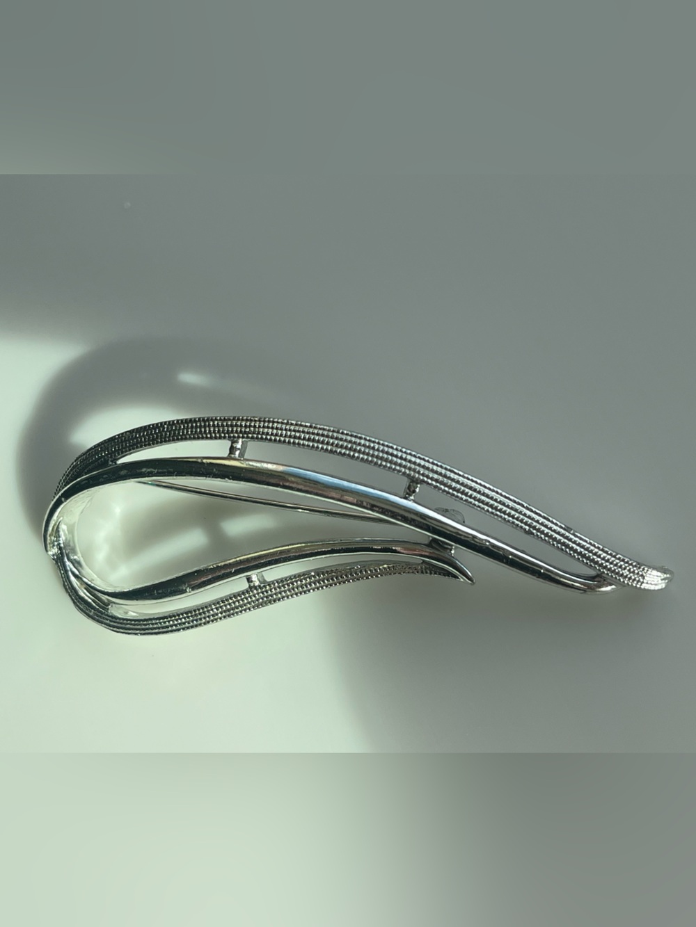 Vintage Sarah Coventry Brooch Silver Tone Modernist Abstract Pin